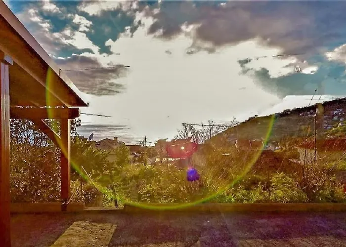 The Funny And Relax With Terrace & View Arco da Calheta (Madeira)